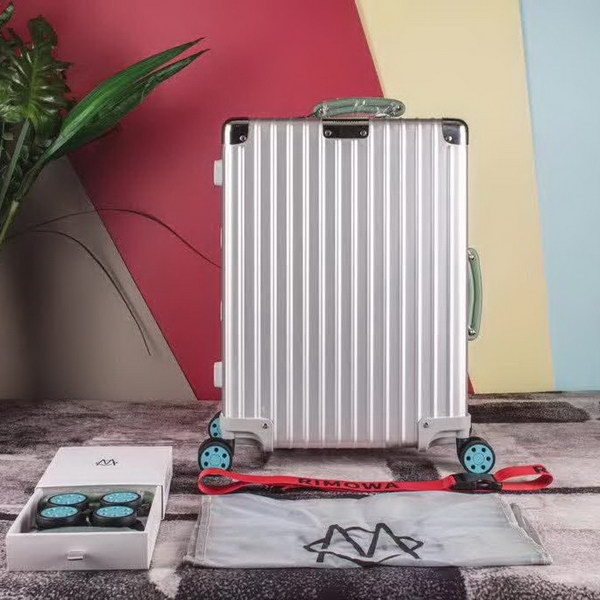 商品Alt模板：日默瓦/Rimowa 旅行箱，全​铝​镁‎合金，经典款​的新版‎本，彩色皮质把手，购买就送透明套，4个轮子，2个手把，绑带，想怎么换就怎么换，永远是街头机场最靓的你 - xtest