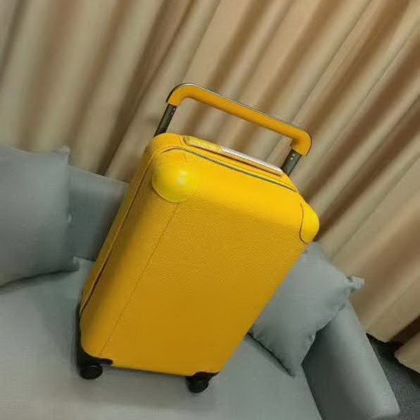 商品Alt模板：路易威登/LV 旅行箱，釆用经典水波纹系列，变色皮，铝制宽拉杆时尚大气，独特设计理念，时尚潮流，众多明星同款 - xtest